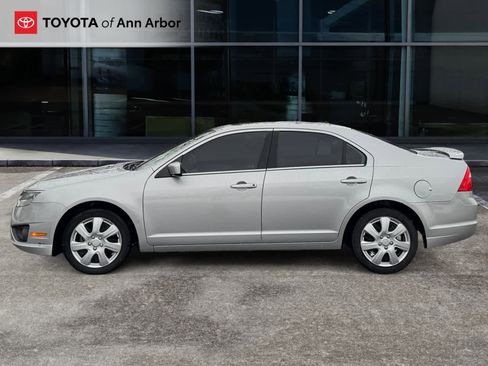 Used 2010 Ford Fusion SE image 10