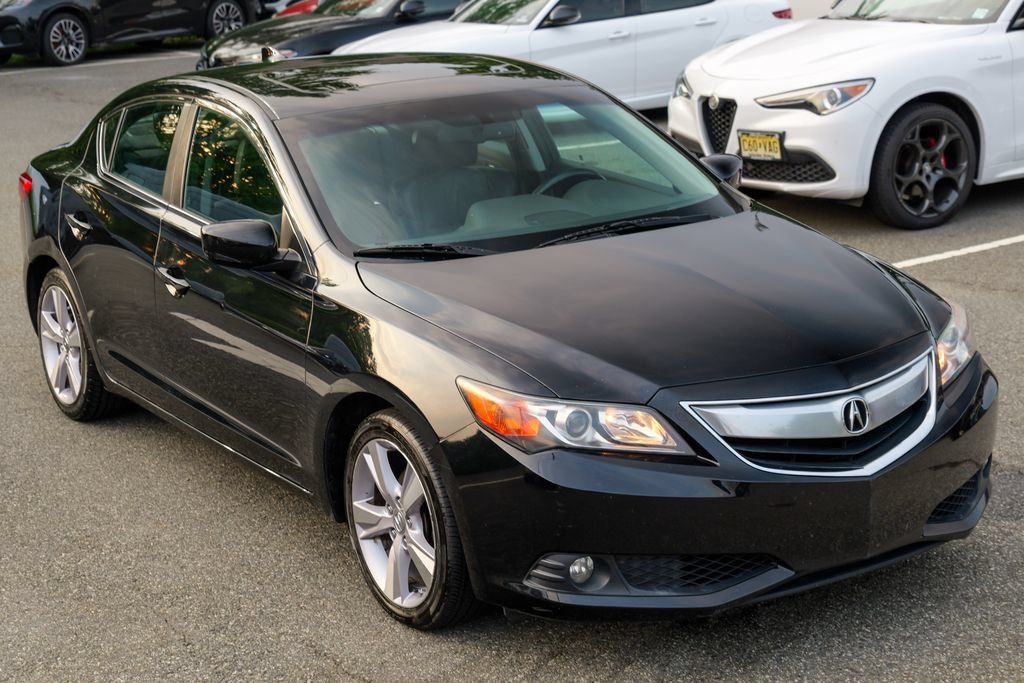 Used 2015 Acura ILX w/ Premium Package FWD image 9