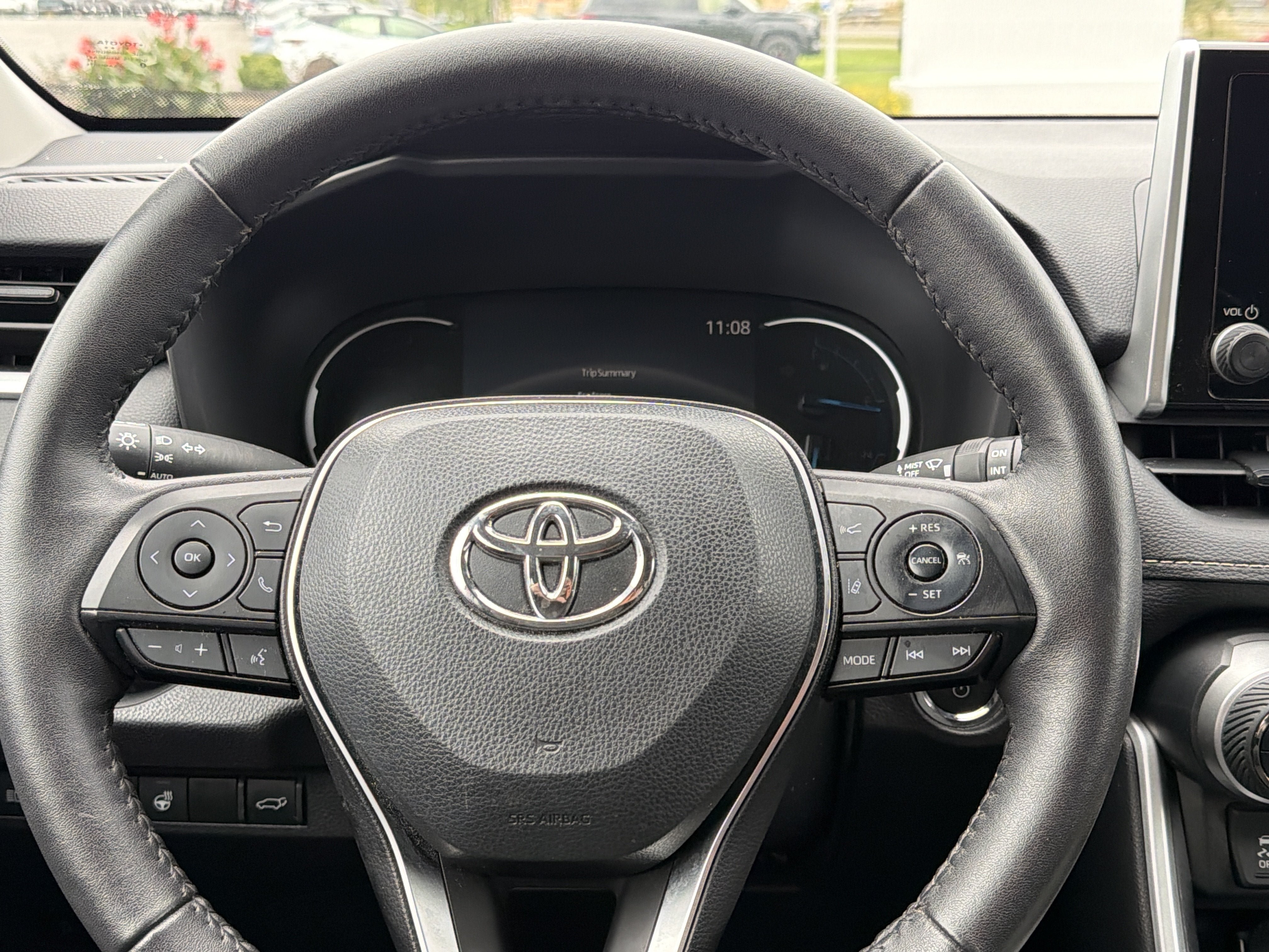 Used 2024 Toyota RAV4 XLE w/ Convenience Package AWD/4WD image 14