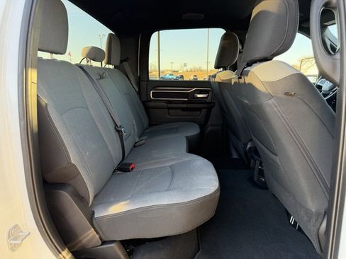 Used 2024 RAM 2500 Big Horn w/ Bed Utility Group image 11