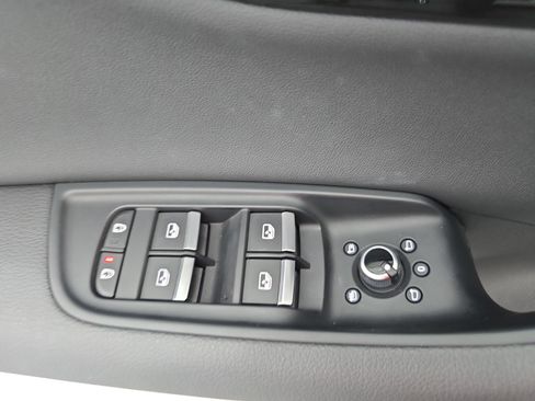 Used 2023 Audi Q7 2.0T Premium w/ Convenience Package AWD/4WD image 29