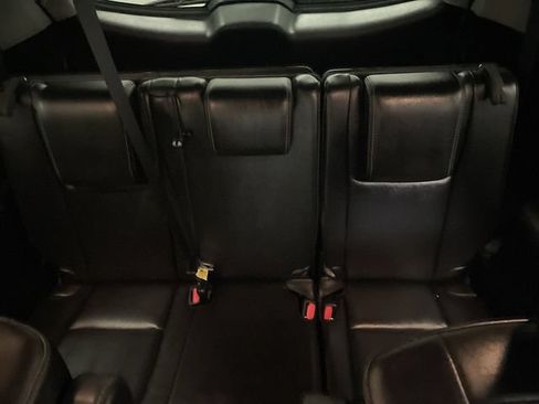 Used 2017 Toyota Highlander SE AWD/4WD image 24