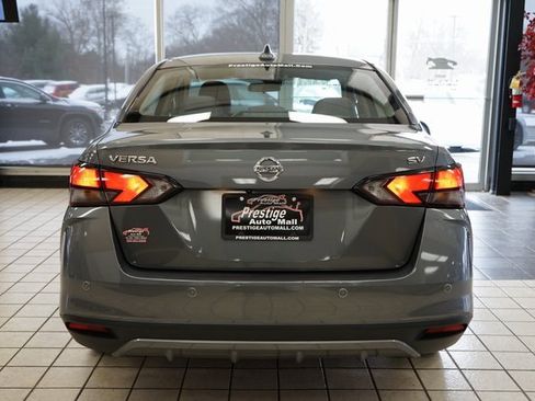 Used 2021 Nissan Versa SV image 14
