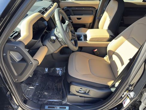 New 2026 Land Rover Defender 130 V8 image 9