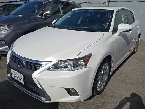 Used 2015 Lexus CT 200h FWD image 1