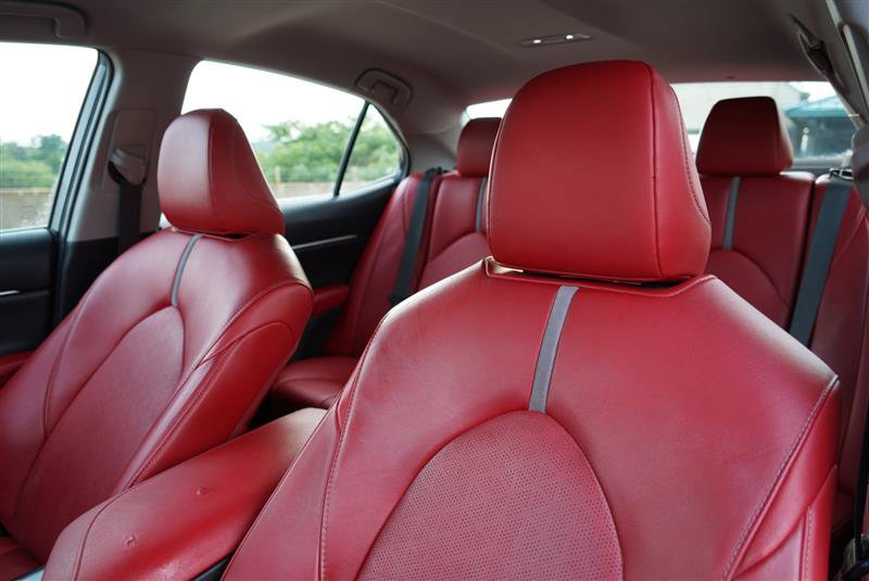Used 2019 Toyota Camry XSE w/ Navigation Package FWD image 46