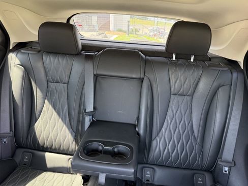 Used 2023 Buick Envision Avenir AWD/4WD image 6