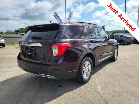 Used 2022 Ford Explorer XLT w/ Equipment Group 202A RWD image 26