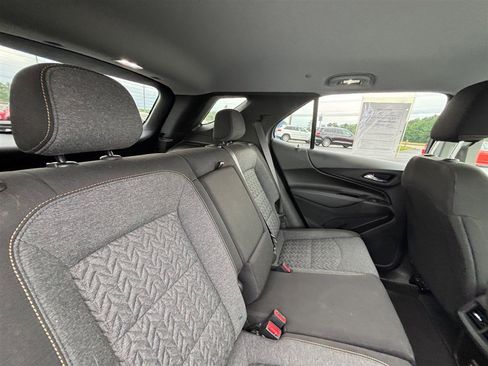 Used 2022 Chevrolet Equinox LT AWD/4WD image 23