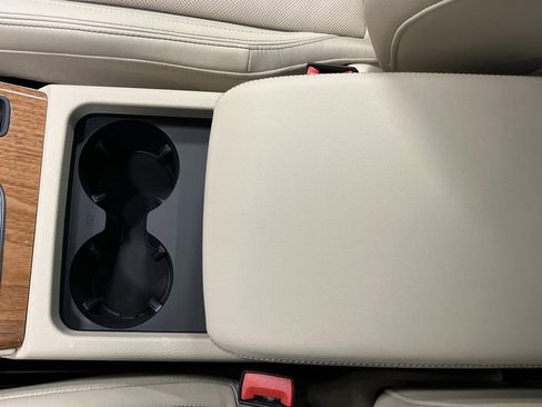 Used 2024 Audi Q5 e Premium Plus image 21