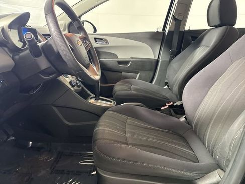 Used 2012 Chevrolet Sonic LT image 4