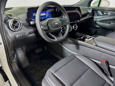 New 2026 Chevrolet Blazer EV LT image 5