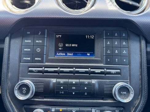 Used 2017 Ford Mustang Coupe RWD image 21