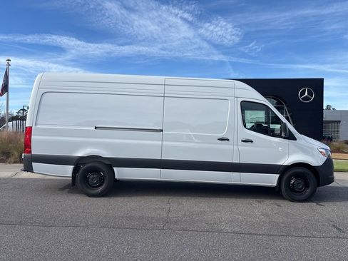 New 2026 Mercedes-Benz Sprinter 2500 image 2