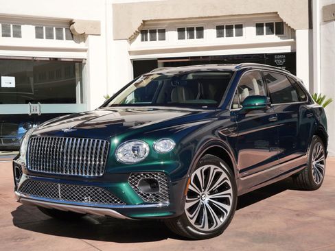 Used 2023 Bentley Bentayga Extended Wheelbase AWD/4WD image 23