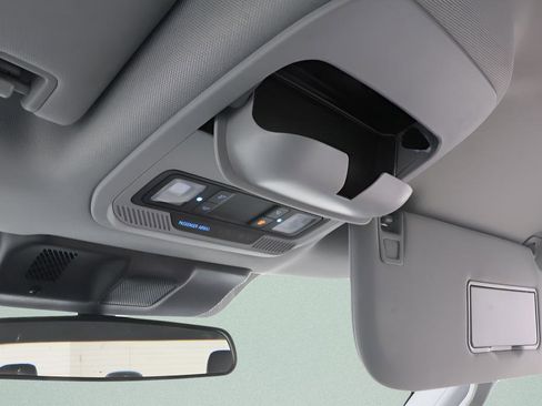 Used 2023 Ford F150 XLT image 17