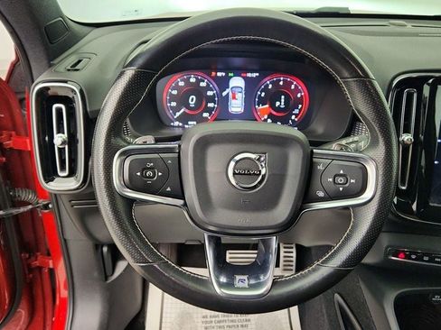 Used 2019 Volvo XC40 T5 R-Design AWD/4WD image 15
