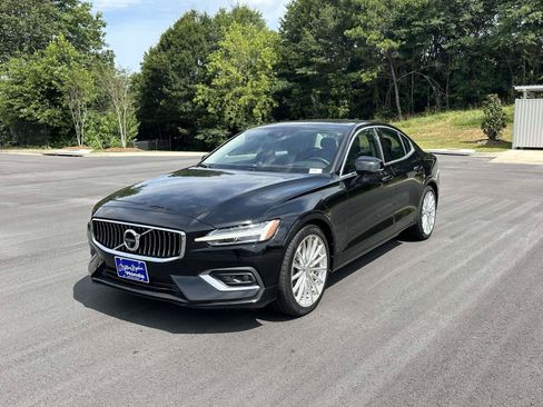 Used 2021 Volvo S60 T6 Inscription AWD/4WD image 3