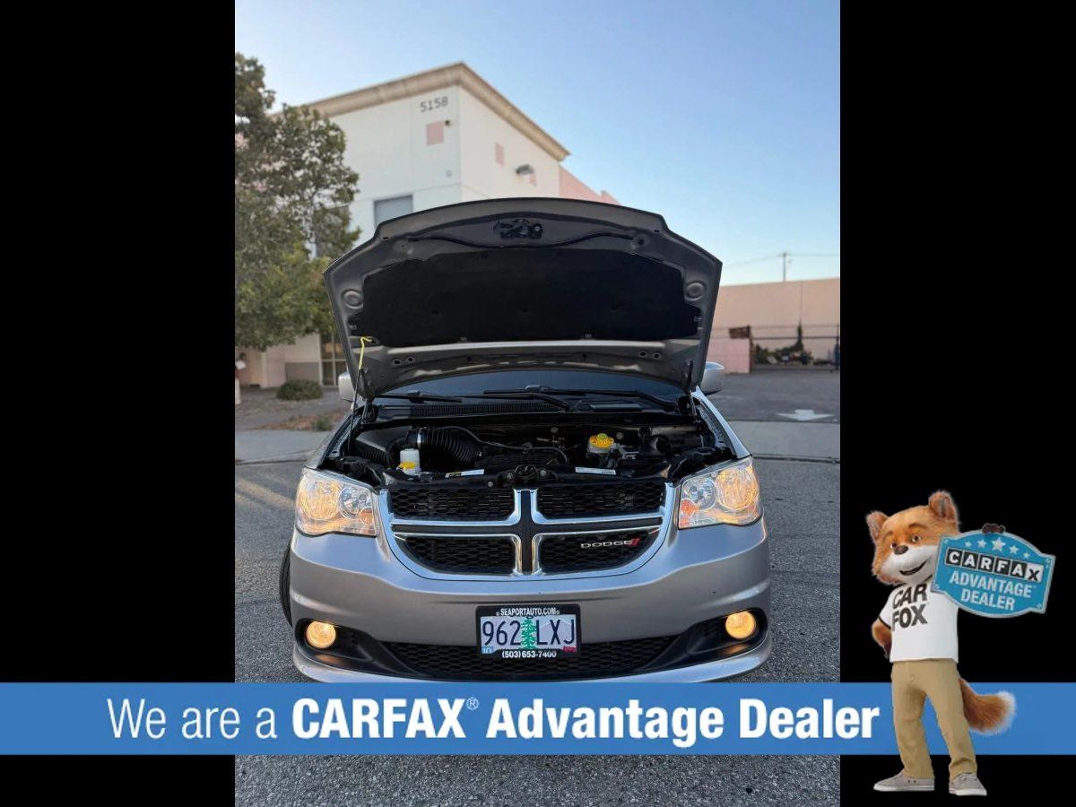 Used 2018 Dodge Grand Caravan SXT FWD image 31