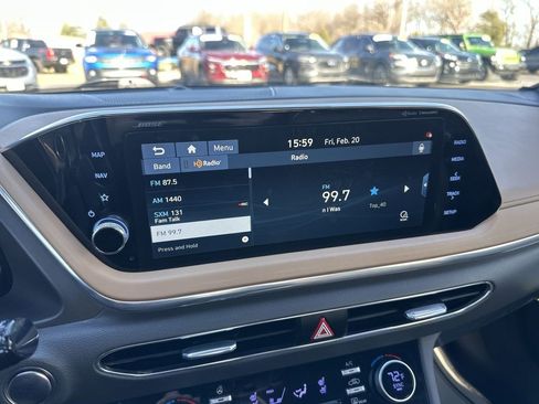 Used 2020 Hyundai Sonata Limited image 16