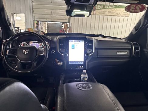 Used 2023 RAM 1500 Laramie AWD/4WD image 18