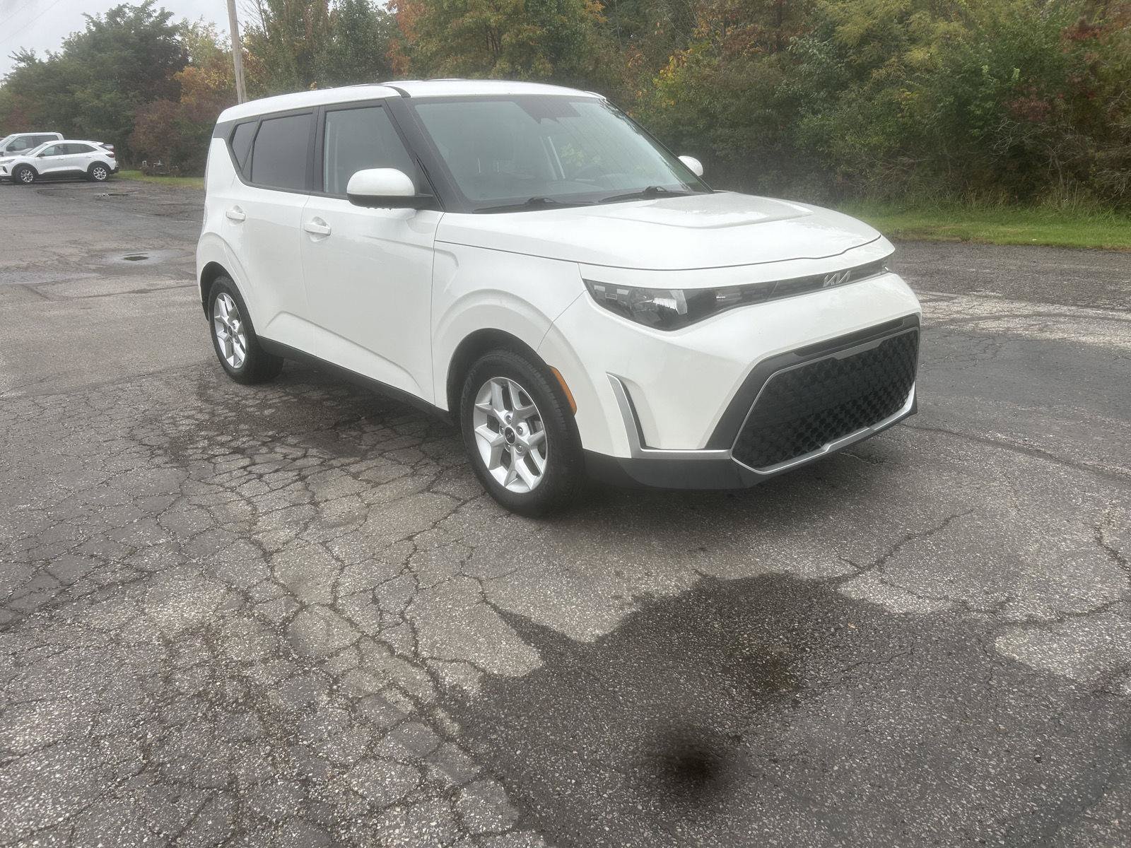 Used 2024 Kia Soul LX w/ Option Group 015 FWD image 7
