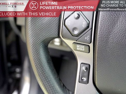 Used 2020 Toyota Tacoma SR5 image 21