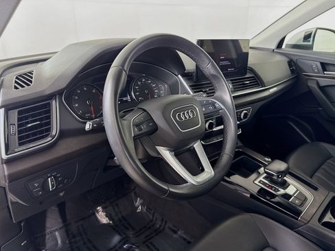 Certified 2023 Audi Q5 2.0T Premium w/ Convenience Package AWD/4WD image 4