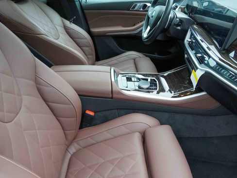 Used 2025 BMW X5 xDrive40i image 12