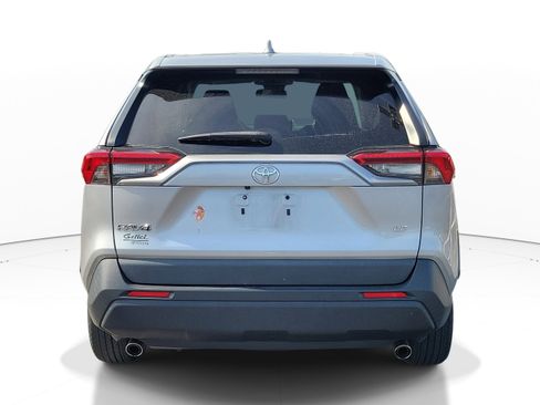 Used 2023 Toyota RAV4 LE FWD image 9