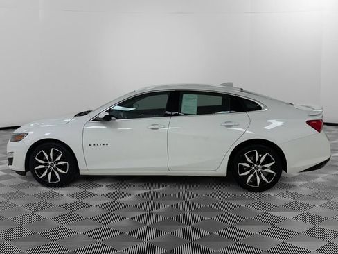 Certified 2023 Chevrolet Malibu RS FWD image 2