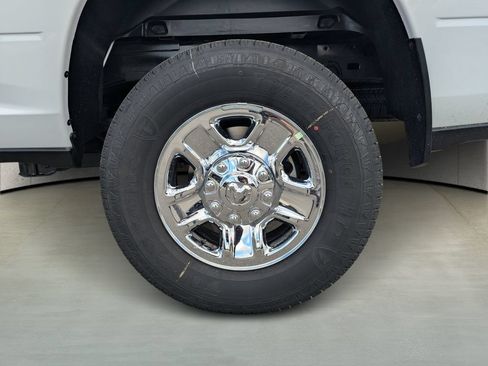 New 2026 RAM 2500 Tradesman AWD/4WD image 7