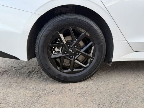 Used 2025 Kia K5 LXS image 29