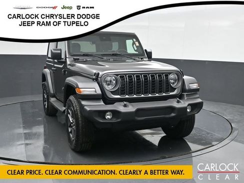 Used 2025 Jeep Wrangler Sport image 6
