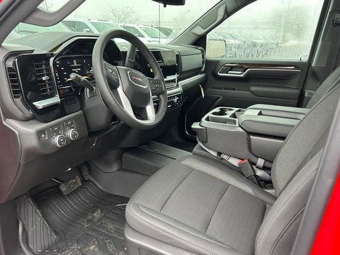New 2026 GMC Sierra 1500 SLE image 6