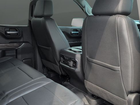 Used 2021 Chevrolet Silverado 1500 LTZ AWD/4WD image 24