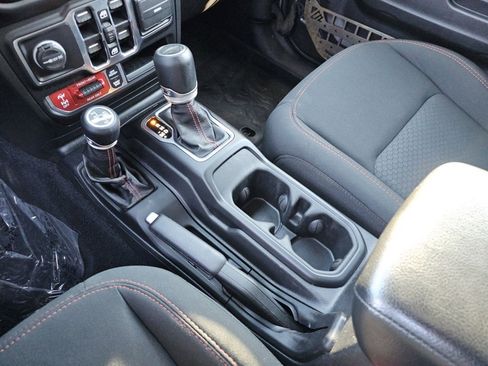 Used 2021 Jeep Gladiator Rubicon image 35
