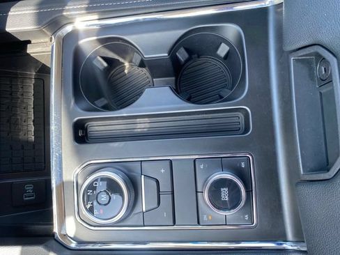 Used 2022 Ford Expedition XLT AWD/4WD image 20
