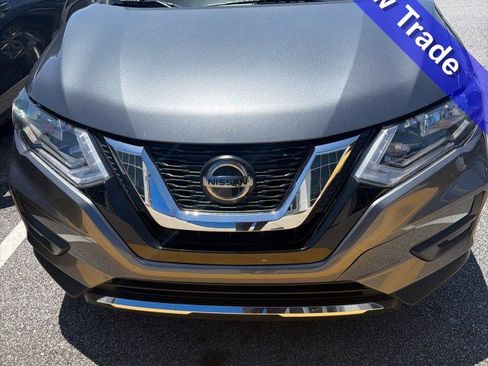 Used 2018 Nissan Rogue S FWD image 1