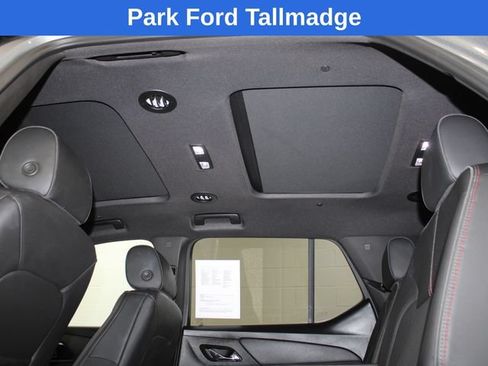 Used 2023 Chevrolet Traverse RS AWD/4WD image 21