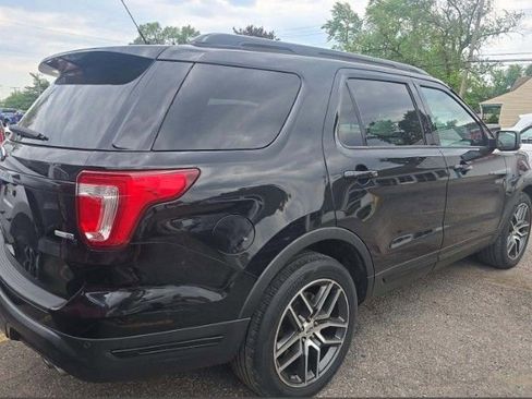 Used 2019 Ford Explorer Sport w/ Equipment Group 401A AWD/4WD image 3