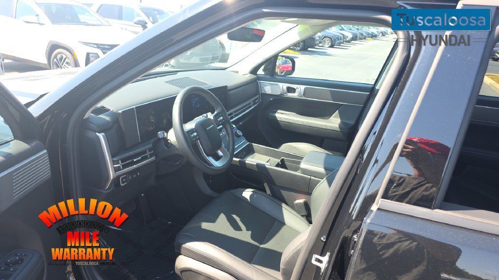 Used 2025 Hyundai Santa Fe SEL FWD image 23