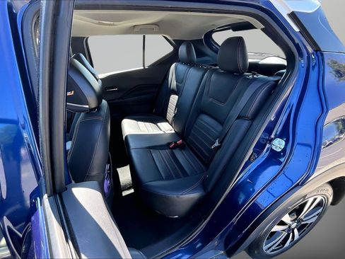 Used 2020 Nissan Kicks SR w/ SR Premium Package FWD image 24