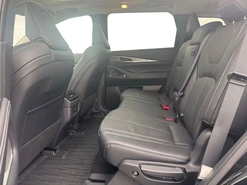 Used 2025 INFINITI QX60 Luxe w/ Cargo Package AWD/4WD image 18