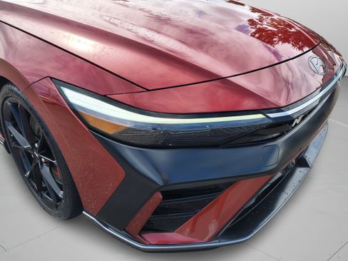 Certified 2025 Hyundai Elantra N FWD image 34