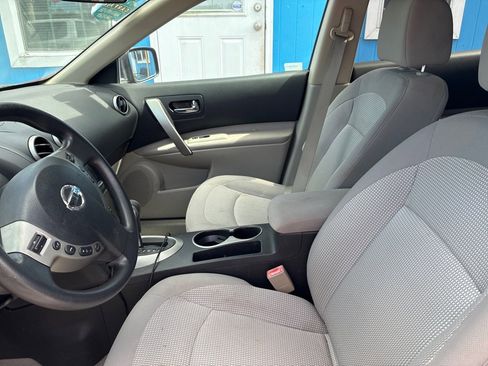 Used 2010 Nissan Rogue SL w/ Premium Pkg FWD image 5