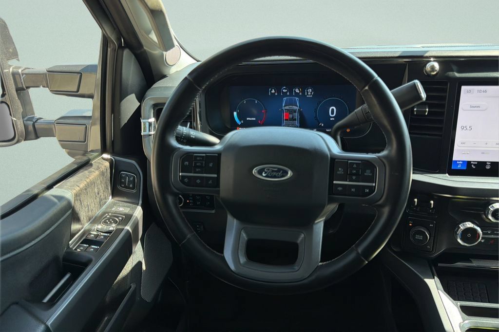 Used 2025 Ford F350 Lariat AWD/4WD image 13