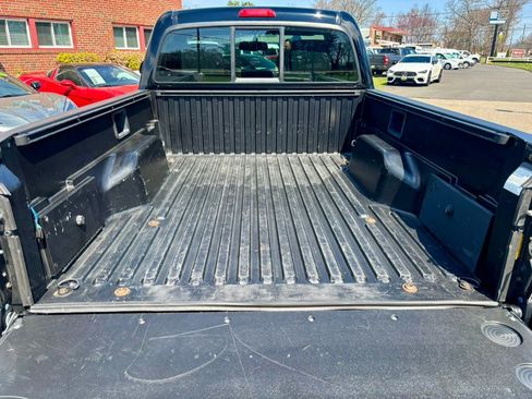 Used 2012 Toyota Tacoma 4x4 Regular Cab image 23