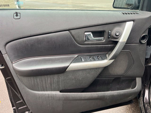 Used 2013 Ford Edge SEL FWD image 18