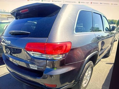 Used 2016 Jeep Grand Cherokee Laredo w/ Quick Order Package 23E AWD/4WD image 3